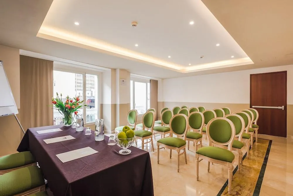 רומא Raeli Hotel Siracusa 3*,
