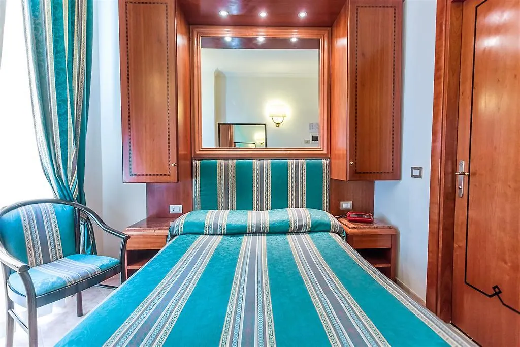 רומא Raeli Hotel Siracusa