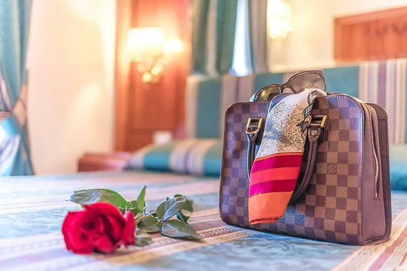 רומא Raeli Hotel Siracusa