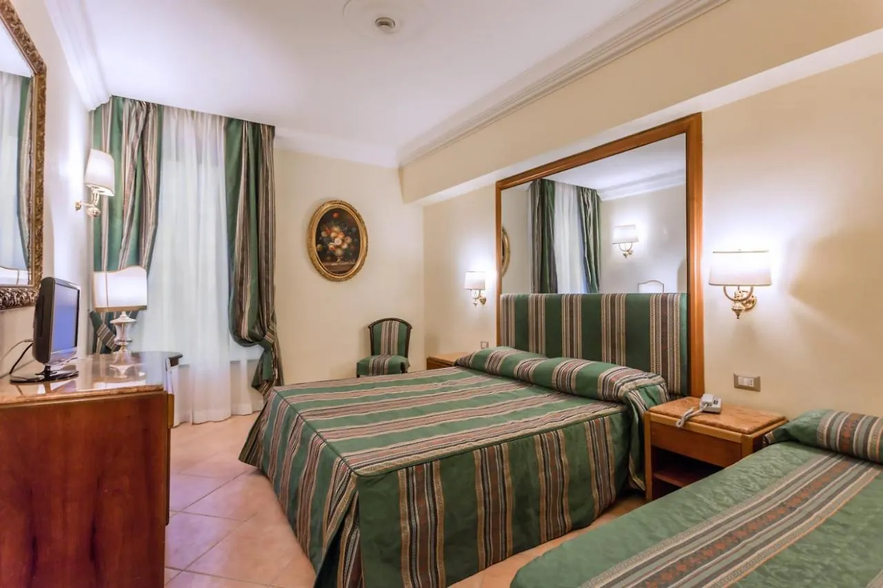 רומא Raeli Hotel Siracusa